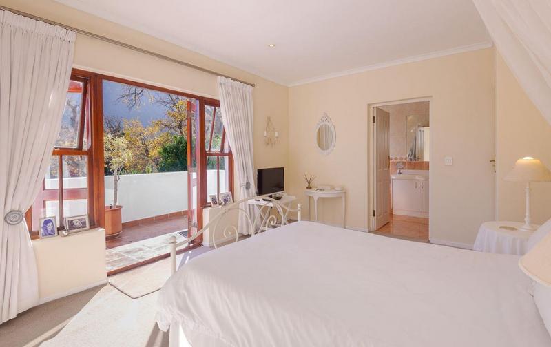 3 Bedroom Property for Sale in Hout Bay Western Cape